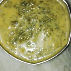 A picture of Khata saag.