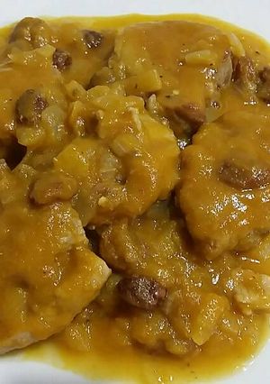 Foto principal de Solomillo en salsa de verduras y pasas