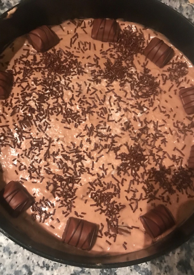 Una foto de Tarta de Nutella y Kinder Bueno