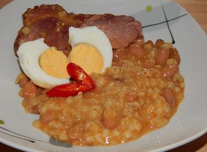 Sólet római tálban recept fotója