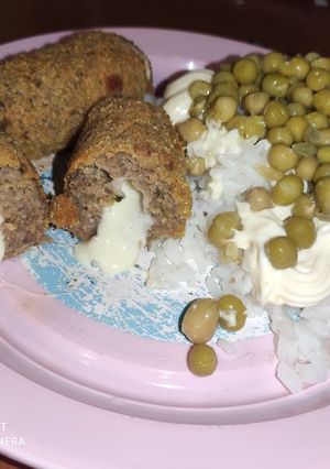 Una foto de 💥Bastones de carne y queso💥