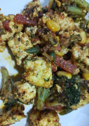 পনির ভেজিটেবল ফ্রাই(Paneer vegetable fry recipe in Bengali) রেসিপির প্রধান ছবি