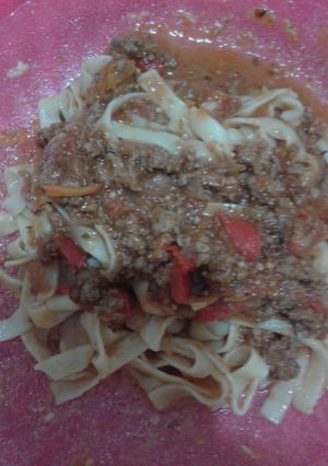 Una foto de Spaghettis con salsa bologñesa