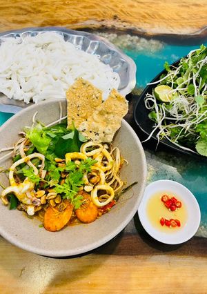 Hình của món Mì Quảng Tôm -Mực.