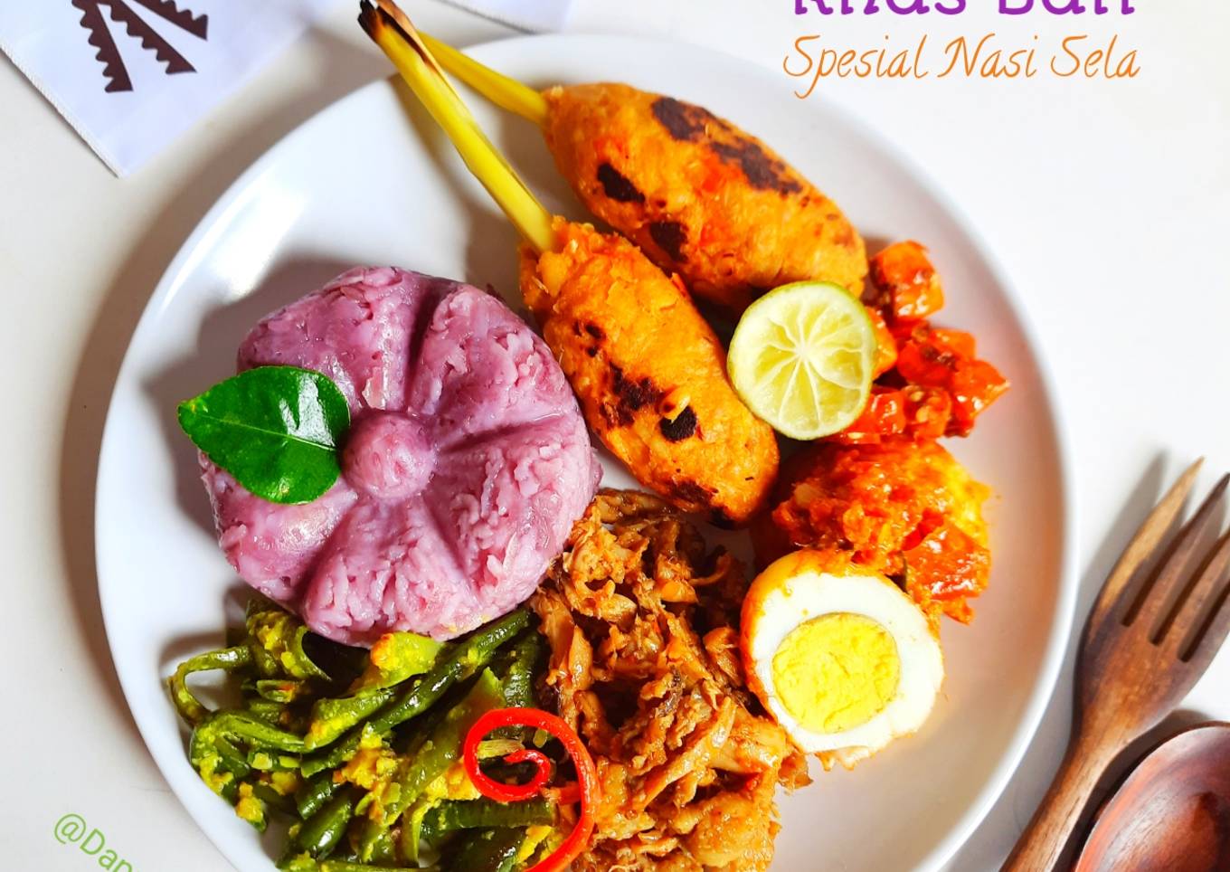 739. Nasi Campur Khas Bali Spesial Nasi Sela