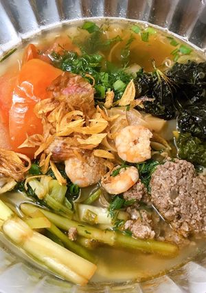 Hình của món Bánh đa cua Hải Phòng.