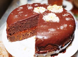 Foto principal de Tarta Sacher con Mermelada de Calabaza - en Horno y Olla GM Sin Presión -