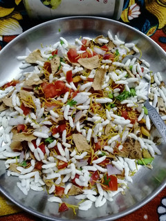 पापड़ चाट (Papad chaat recipe in hindi) रेसिपी मुख्य फोटो
