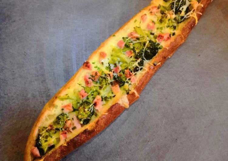 Recette: Baguette bâteau brocoli, camembert, saucisse