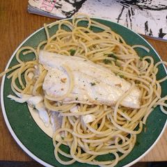 Pasta aglio olio con branzino A picture of Pasta aglio olio con branzino.