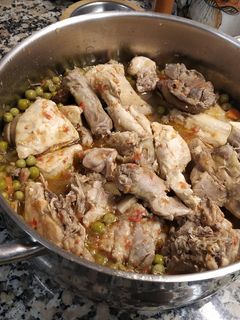 Foto de Frango com ervilhas e cogumelos