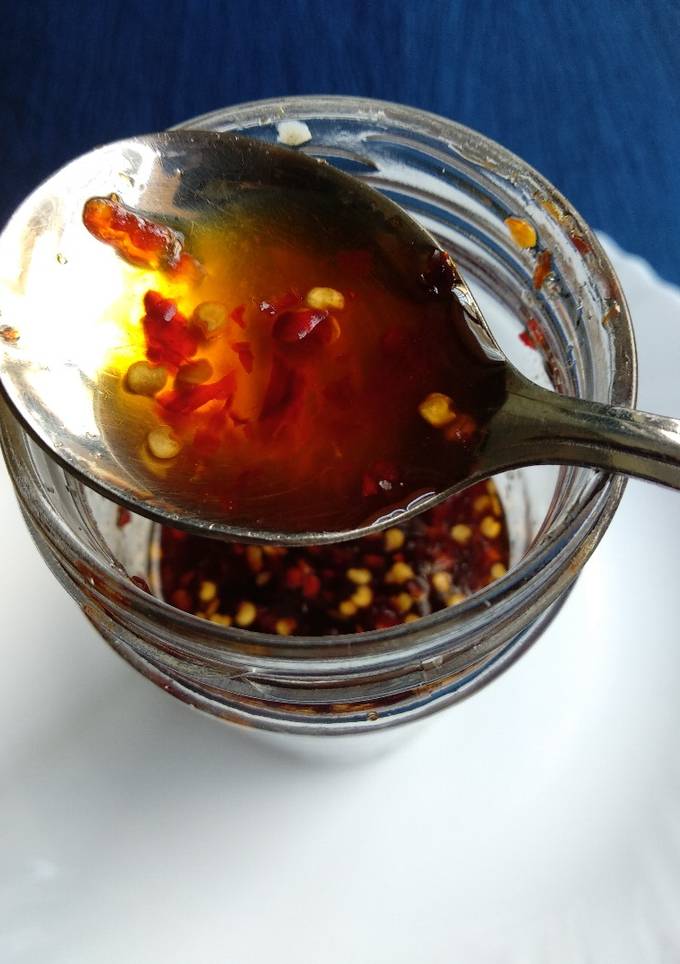 A picture of Thai Honey Chilli Sauce.