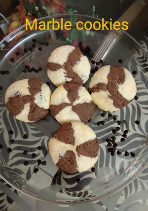 A picture of Marble cookies.