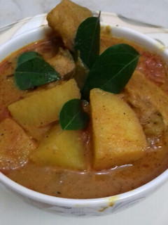 உருளைக்கிழங்கு கோழி குழம்பு செய்முறை முக்கிய புகைப்படம்