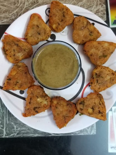 पोहा आलू कटलेट (Poha aloo cutlet recipe in Hindi) रेसिपी मुख्य फोटो
