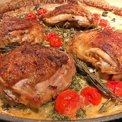 A picture of Lemon butter rosemary and spinach chicken thighs.