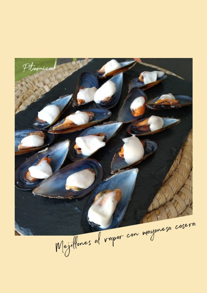 Una foto de Mejillones al vapor con mayonesa