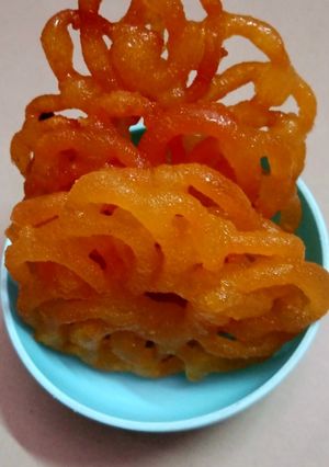 जलेबी (jalebi recipe in Hindi) रेसिपी मुख्य फोटो