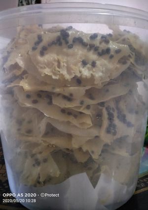 Foto resep Peyek Kacang Hijau Kencur Kruyik Asyik