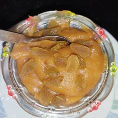 A picture of Besan halwa.