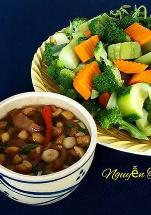 Hình của món Rau luộc chấm kho quẹt.
