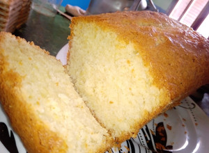 Una foto de Budín de Limón Esponjoso sin Manteca