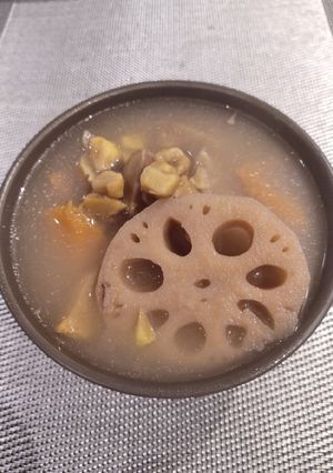 A picture of Lotus Root with Fresh Chestnut.