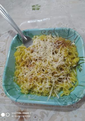 ચીઝ મેગ્ગી (Cheese Maggi Recipe In Gujarati) રેસીપી મુખ્ય ફોટો