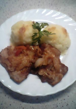 Lecsós szelet tört burgonyával recept fotója