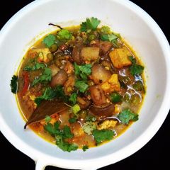 A picture of Mushrooms paneer.