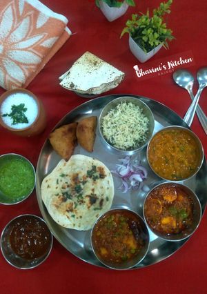 પંજાબી થાળી (Punjabi Thali Recipe In Gujarati) રેસીપી મુખ્ય ફોટો