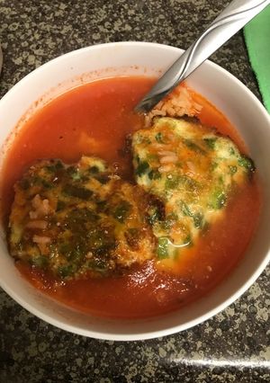 Una foto de Tortitas de ejote🧀🍅🍲