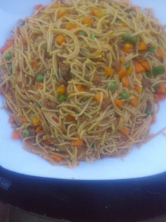 A picture of Jollof spaghetti.