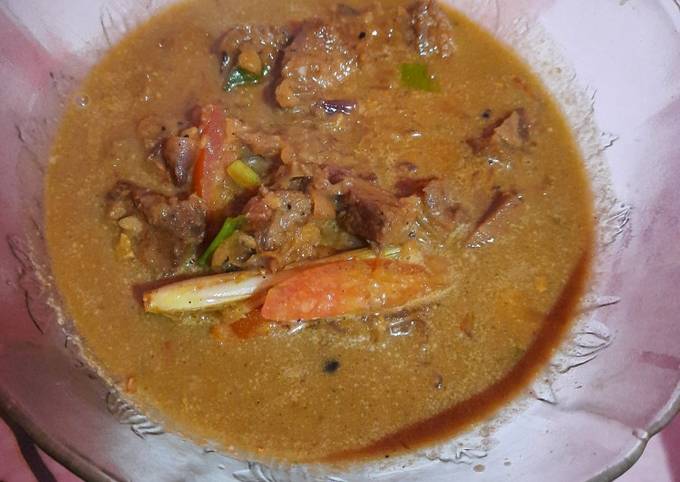 Tongseng daging sapi khas solo