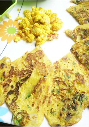 A picture of Suji besan chilla.