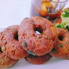 A picture of Instant Medu Vada.