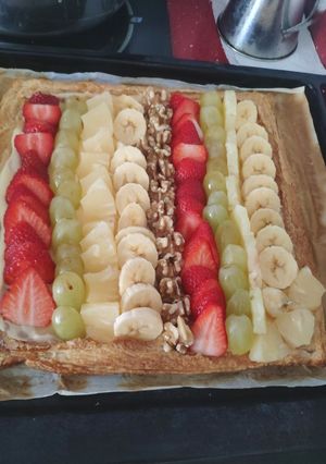 Una foto de Tarta de frutas con crema pastelera