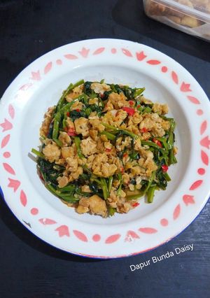Foto resep Tumis Kangkung Sambal Tempe