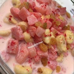 A picture of Milky fruit's salad 😋.