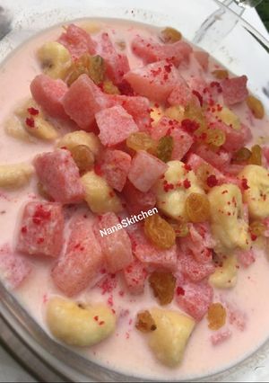 A picture of Milky fruit's salad 😋.