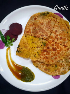 मूली का पराठा(mooli ka paratha recipe in hindi) रेसिपी मुख्य फोटो