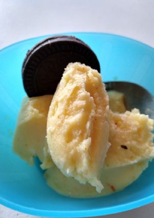 Foto principal de Helado de natillas con mandarina