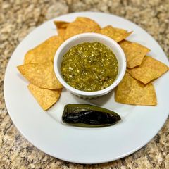 A picture of Salsa verde.