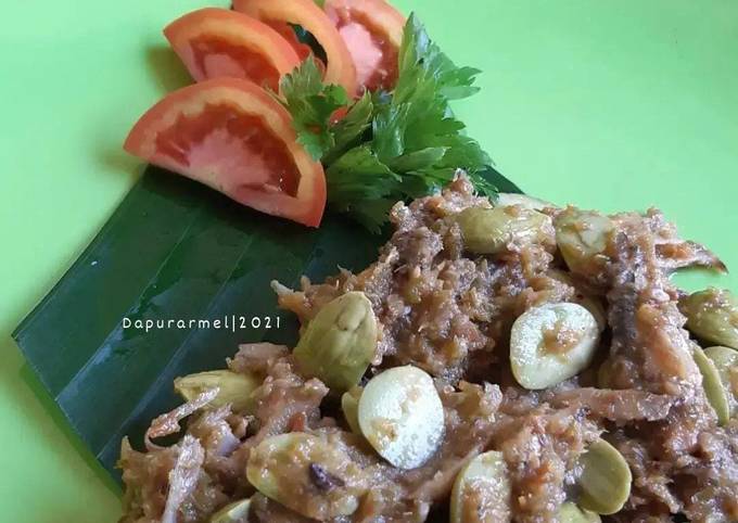 Wajib coba! Resep praktis buat Sambal Teri Petai Cabai Hijau  sempurna