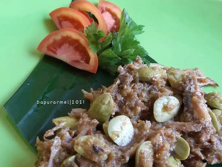 Wajib coba! Resep praktis buat Sambal Teri Petai Cabai Hijau  sempurna