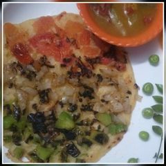 A picture of Suji uttapam.