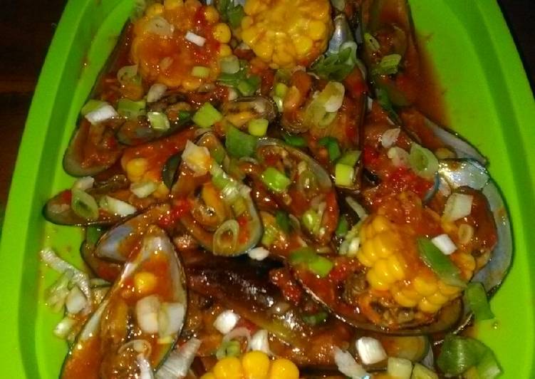 Kerang hijau saos padang