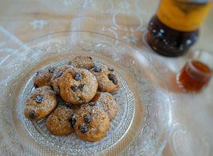 Una foto de Galletas de vino dulce y chocolate