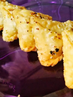मीठे समोसे (Meethe samose recipe in Hindi) रेसिपी मुख्य फोटो