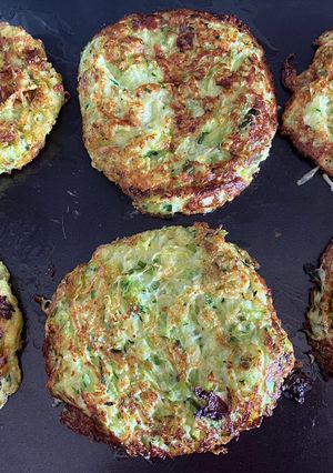 Une photo de 😍PANCAKES de courgettes râpées